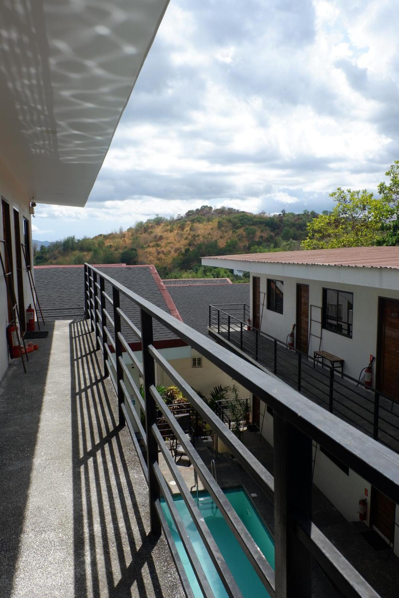 Vela Terraces Hotel Coron Exterior foto